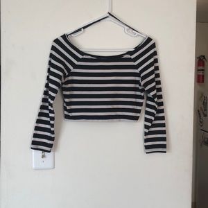 Stripped 3/4 Sleeve Crop Top